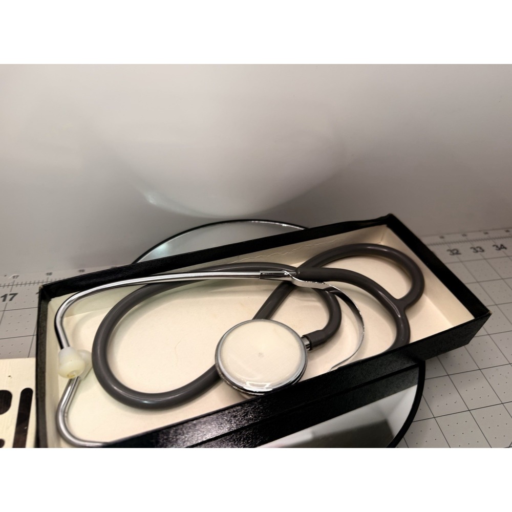 Vintage Labtron No 400 Dual Head Lightweight Stethoscope Grey Made in Japan - Picture 4 of 6